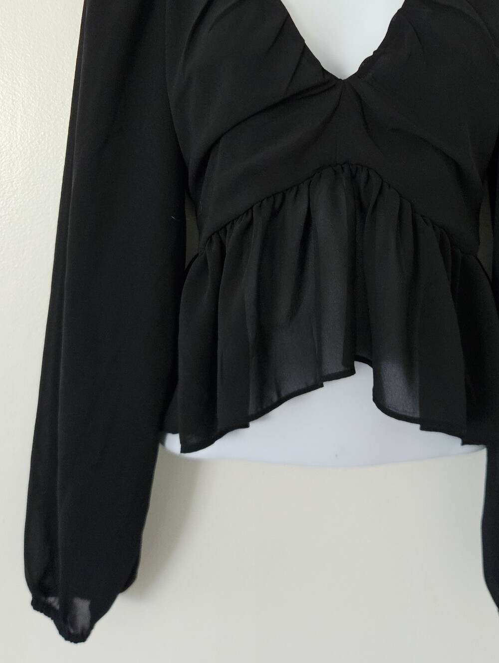 H&M Womens Top XS Whimsigoth Fairy Babydoll Sheer Cropped Witchy Flowy Dainty - Picture 3 of 8